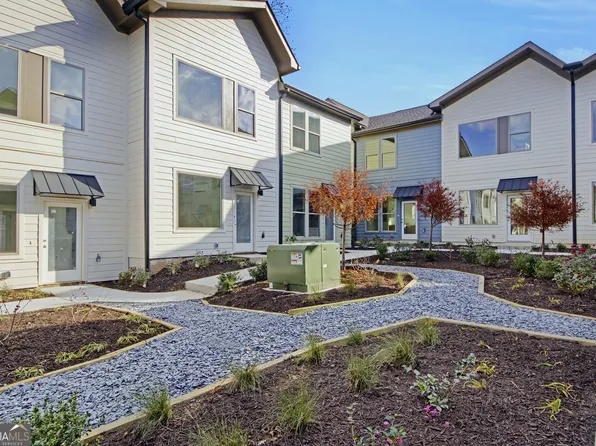 1070 Dill Ave SW #203, Atlanta, GA 30310