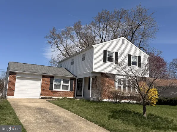 3317 Altamont Dr, Wilmington, DE 19810