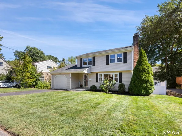 47 Old Stratfield Road, Fairfield, CT 06825