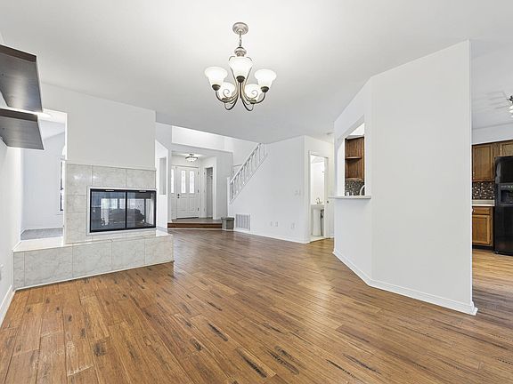 5th image of 1405 Ariel Ln