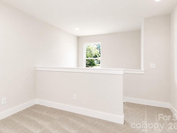 2nd image of 102 6th Ave SE