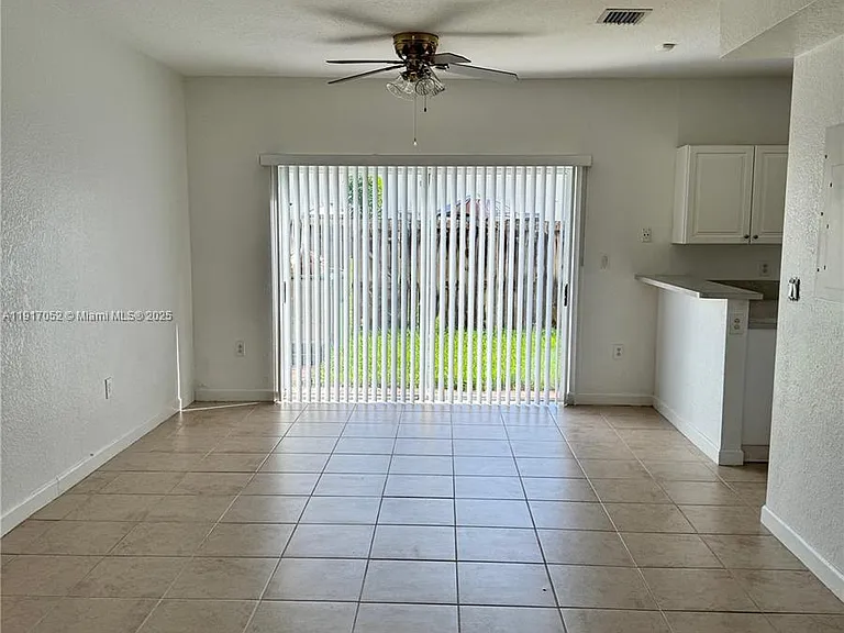 4100 NE 24th Dr — Photo 6