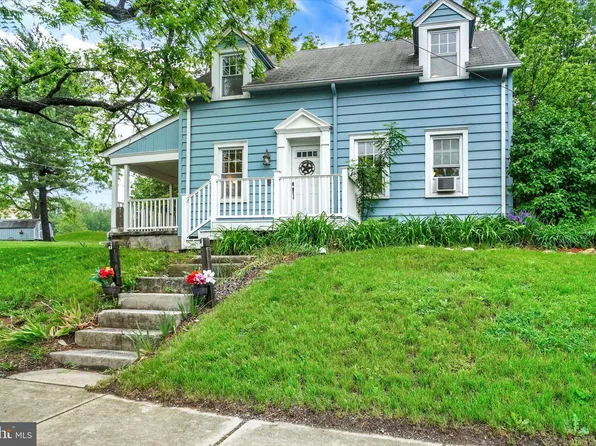 125 N Main St, York New Salem, PA 17371