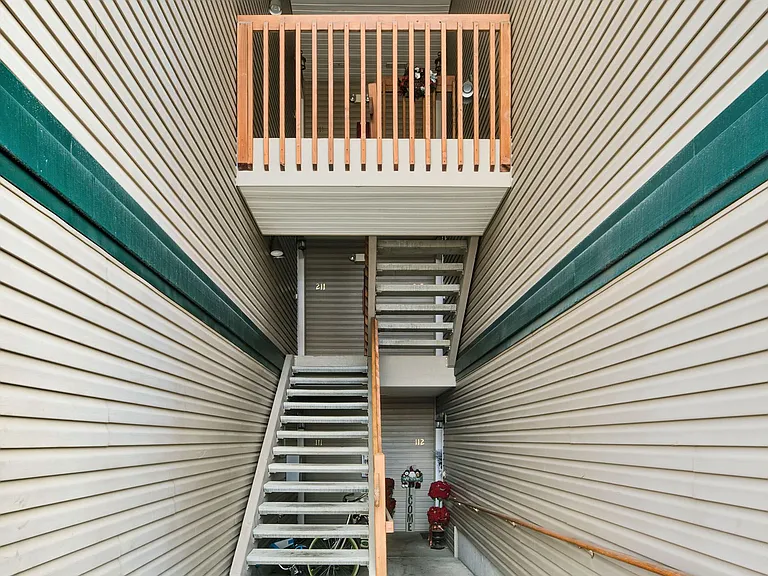Kimball Park Apartments — Photo 14