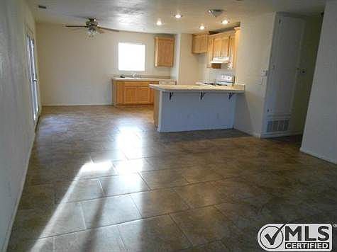 5th image of 17115 Catalpa St