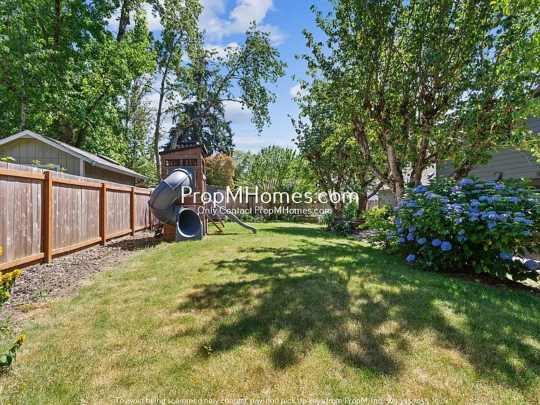 12200 SW 128th Ave — Photo 33