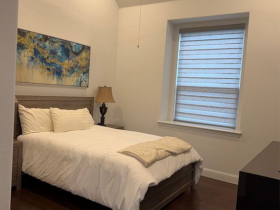 5th image of 12513 Royal Oaks Ln