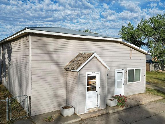 3rd image of 623 2nd Avenue