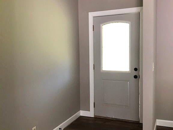 5th image of 128 Creekwood Ct