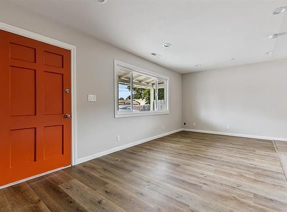 3rd image of 561 4th Ave #561