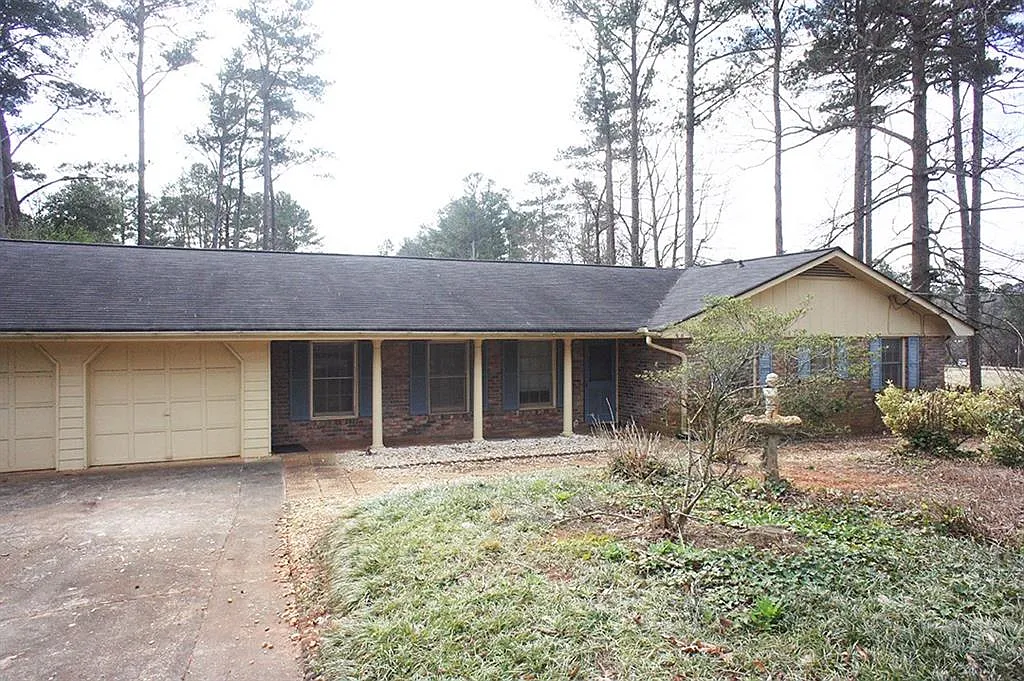 3 bed, 1830 sqft, $2,300 — Photo 1