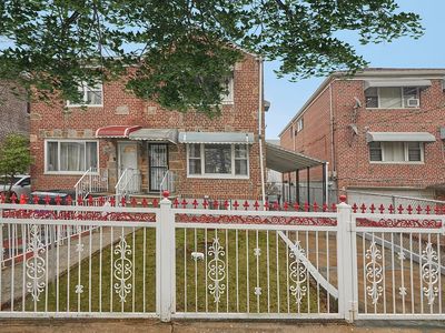 1042 Virginia Ave, Bronx, NY, 10472