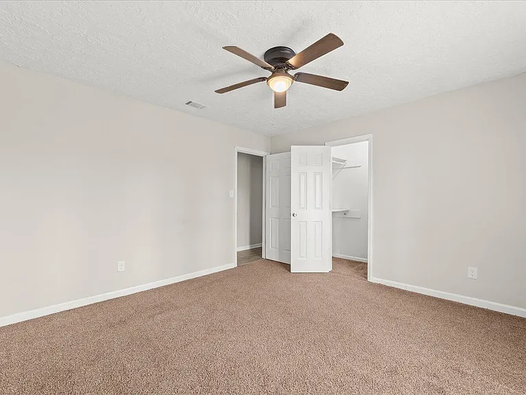 2357 Basswood Dr — Photo 7