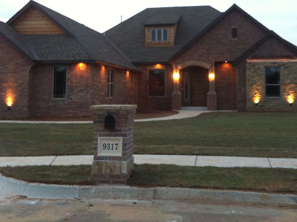 1st image of 9317 NW 99th Cir
