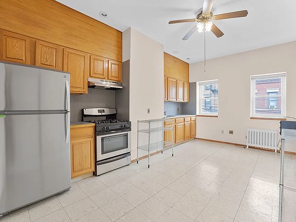 5th image of 2547 18th St