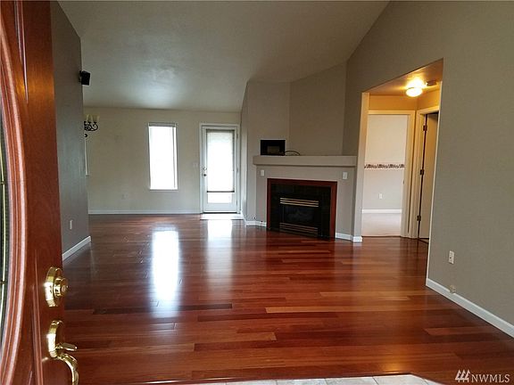 2nd image of 1207 123rd Street Ct E