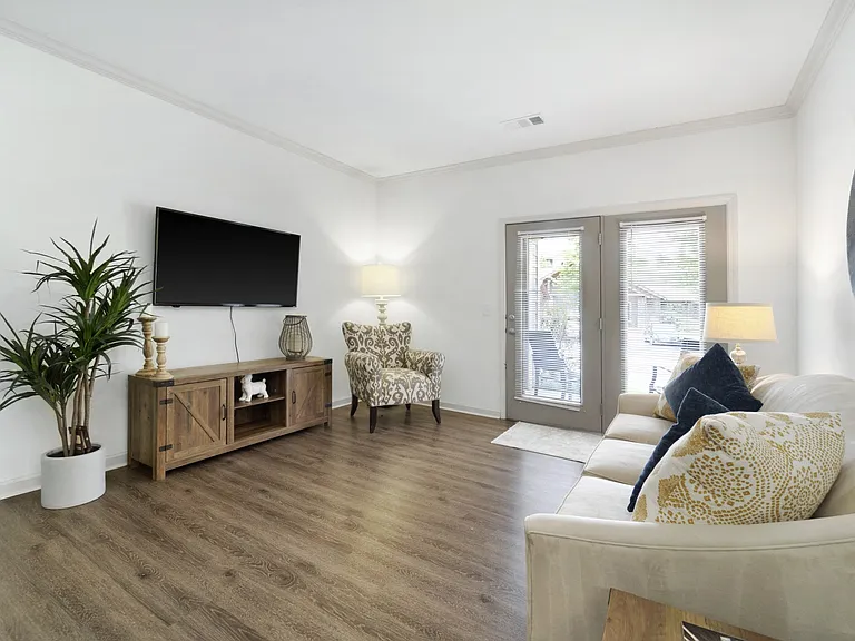 Two Bedroom - 2 Bed / 1 Bath - 928 Sq.Ft.