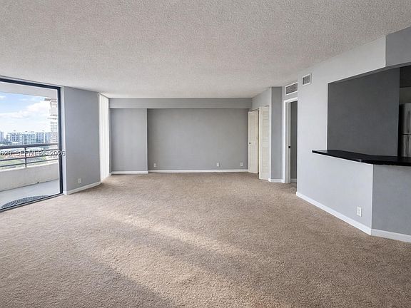 5th image of 3300 NE 191st St APT 1915