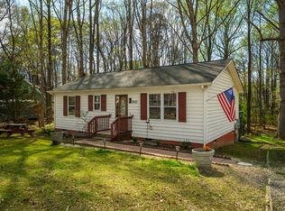 900 Cricket Knoll Rd, Fuquay Varina, NC 27526