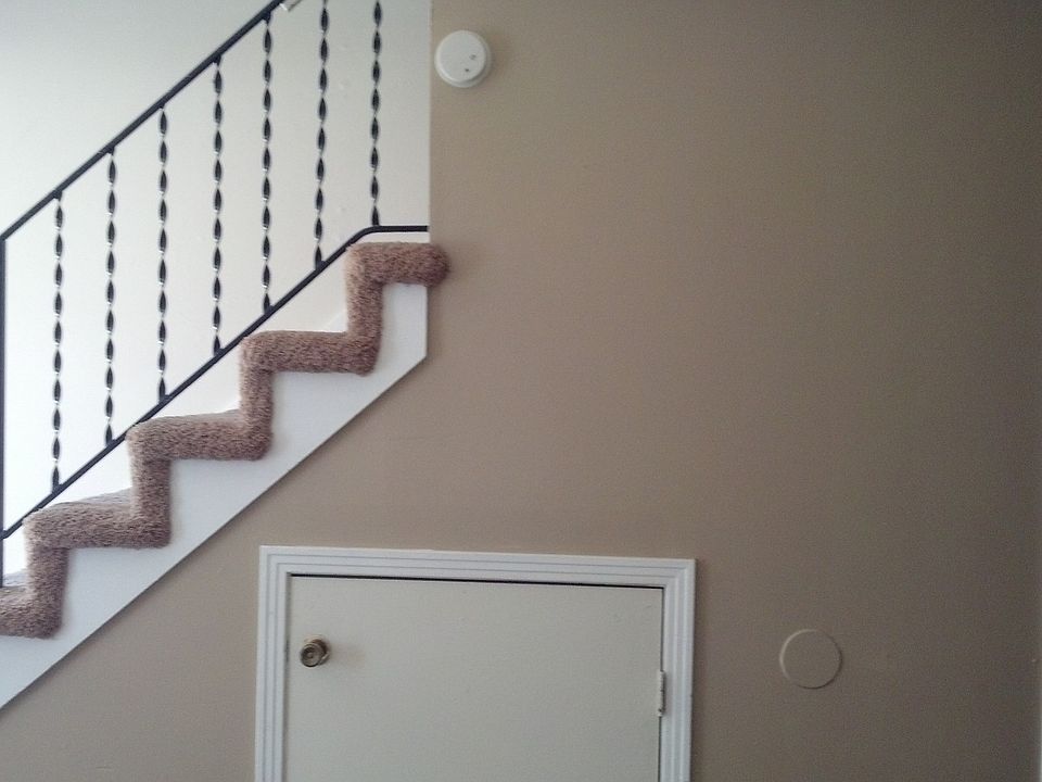 1st image of 1218A Katie Ave
