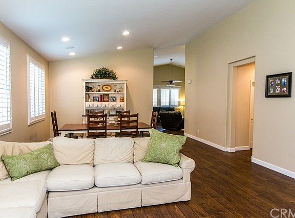 5th image of 26587 Mahonia Way