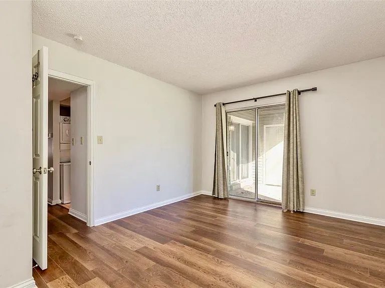 9178 N Swan Cir — Photo 6