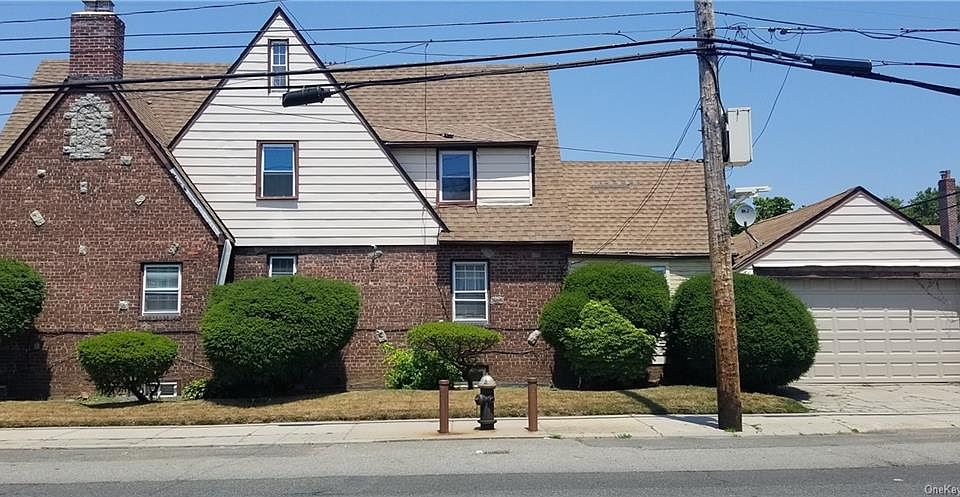 2nd image of 115115 220th St