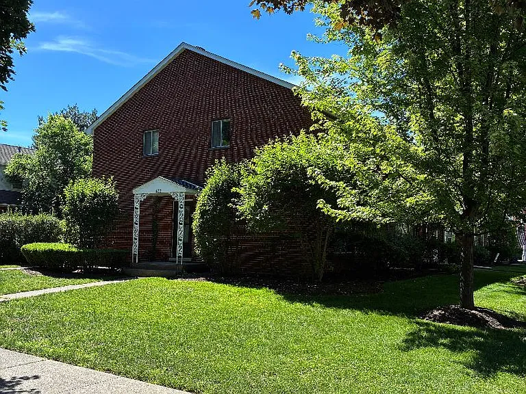 622 Ridge Rd — Photo 1