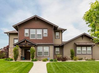 1015 April Rain Ct, Lawrence, KS 66049