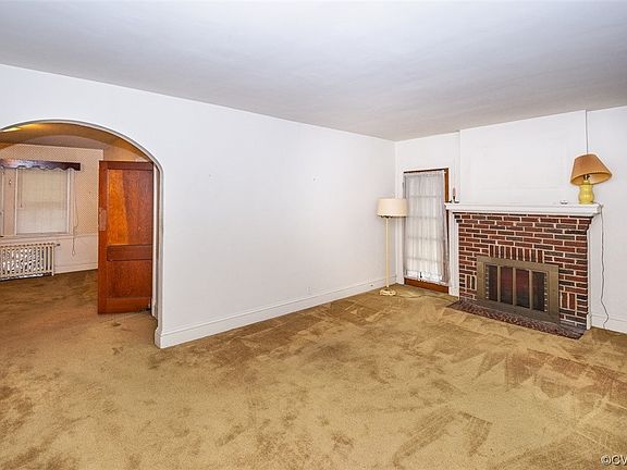 3rd image of 5040 Bryce Ln
