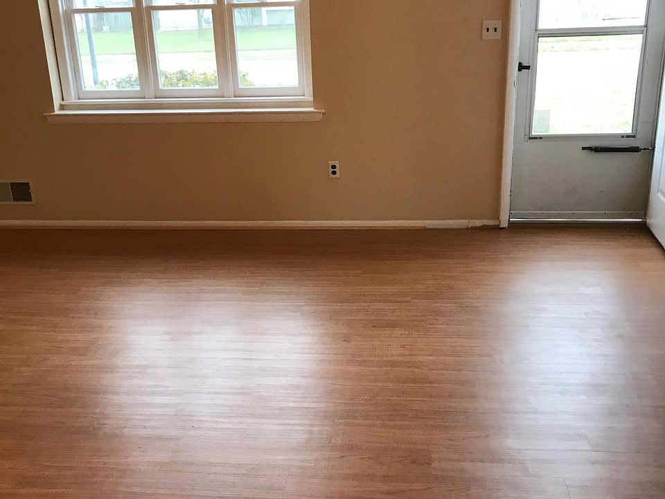 1st image of 173 Piano Dr