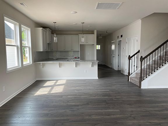 Great open floorplan!