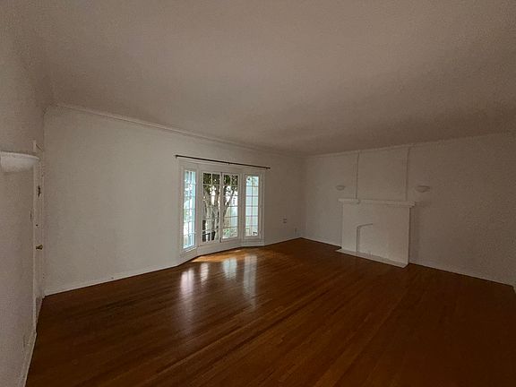 3rd image of 352 S Cloverdale Ave #352