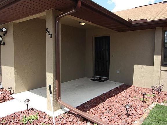 4th image of 950 Feather Dr