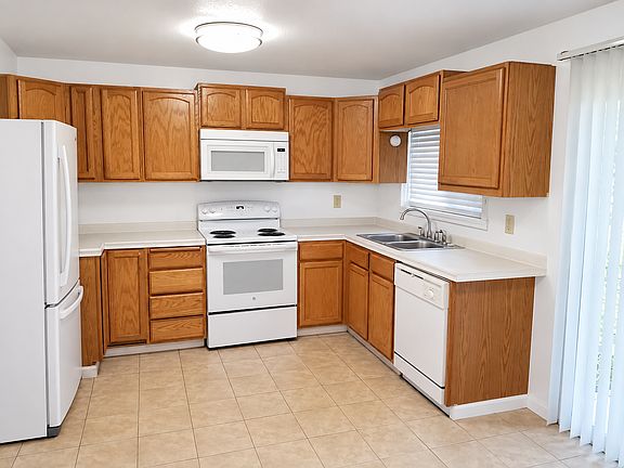 2nd image of 818 75th St E APT A