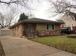 733 S 96th St, West Allis, WI 53214