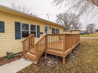 800 N Wright Ave, Braymer, MO 64624