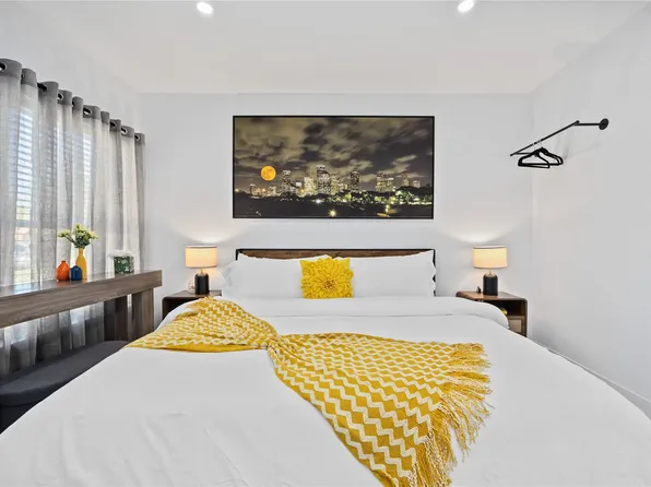 4206 Clay St #A, Houston, TX 77023