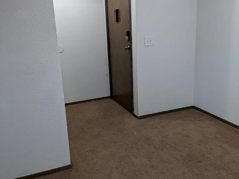 Unit Photo
