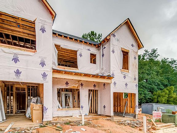 2nd image of 5 Towne Villas Dr #1
