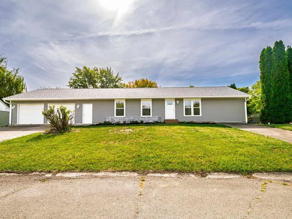 221 W Paulette Ave, Gaston, IN 47342