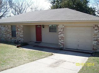 1611 N Colorado St, Decatur, TX 76234