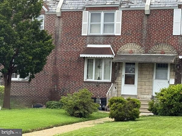 1st image of 2734 Hellerman St