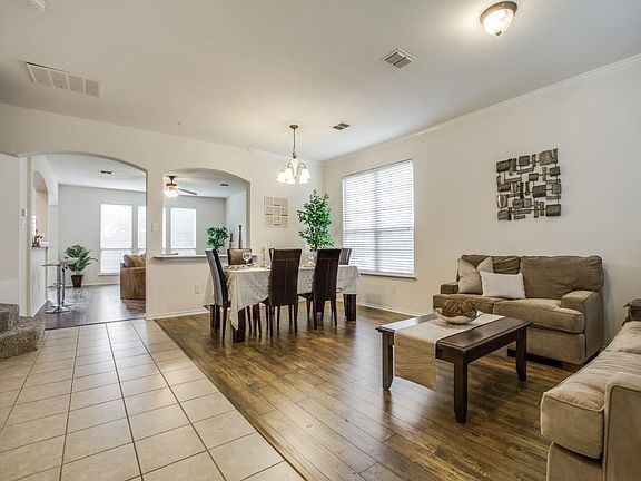 4th image of 5833 Lodgestone Dr