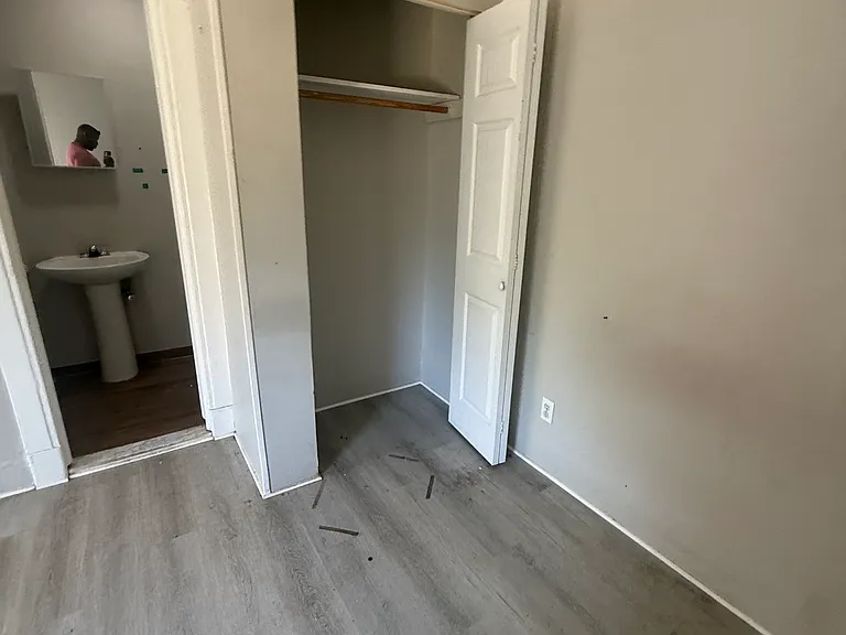 17 Davis St #2R — Photo 12