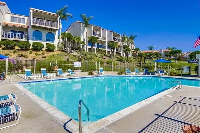 Community amenities- Pool, sauna, spa and club house