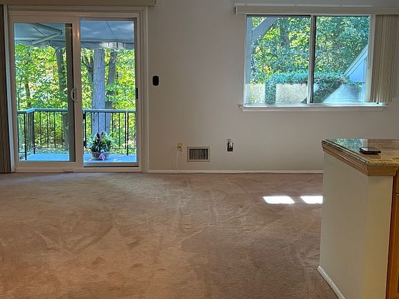 4th image of 188 Long Hill Dr