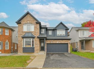 96 Brayshaw Dr, Cambridge, ON N1T 2H5