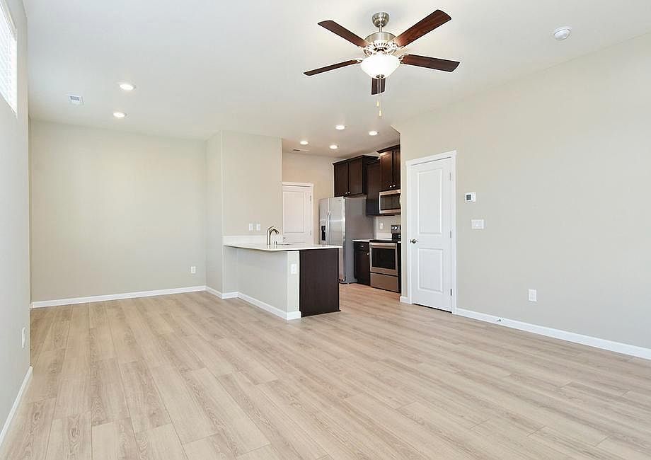 1st image of 7045 NE 155th Pl