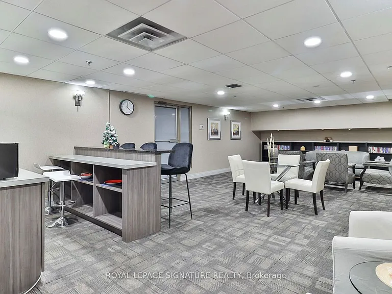 309 Major Mackenzie Dr E #501 — Photo 22
